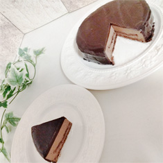 チョコレートケーキ滋賀県近江八幡市お菓子教室SweetKitchenの写真です。画像クリックでチョコレートケーキの紹介ページへいけます。